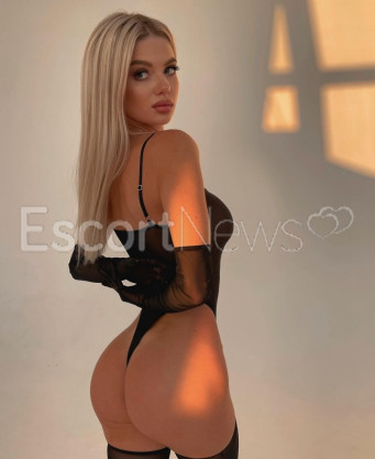 Photo escort girl Merlin: the best escort service