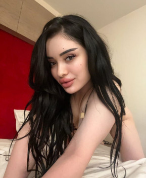 Sofy - escort review from Turkey