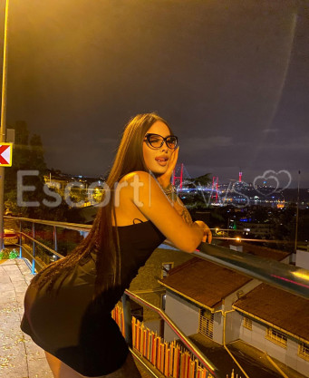 Photo escort girl Damla: the best escort service